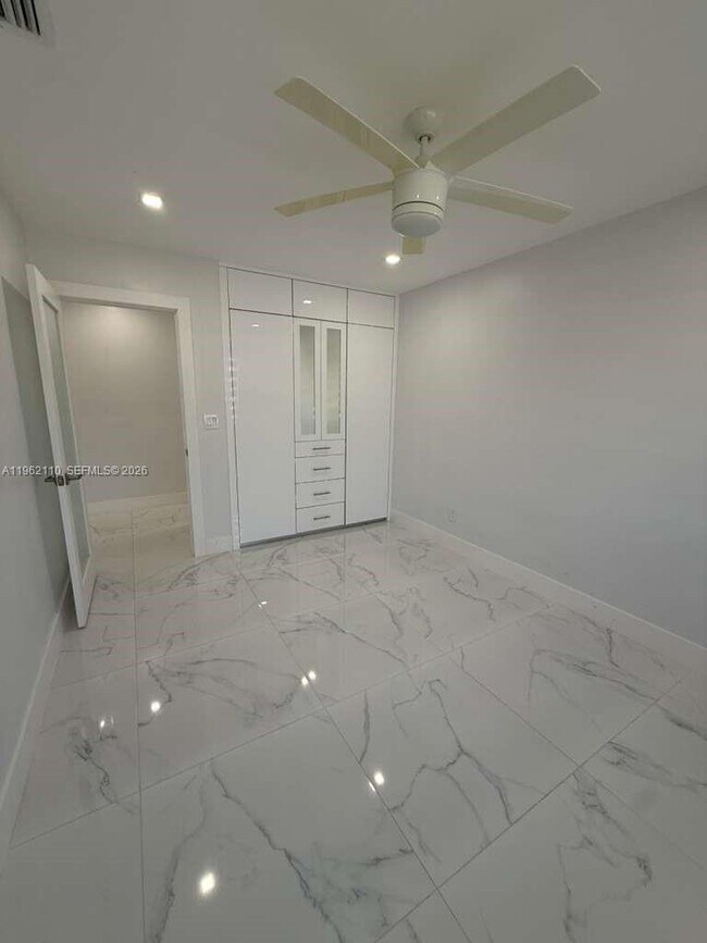 Building Photo - 19020 SW 91st Ave