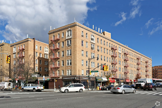 Primary Photo - Broadyke Apartments