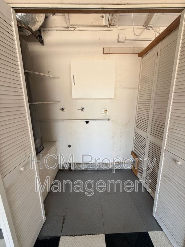 Building Photo - 23709 Maidstone Pl