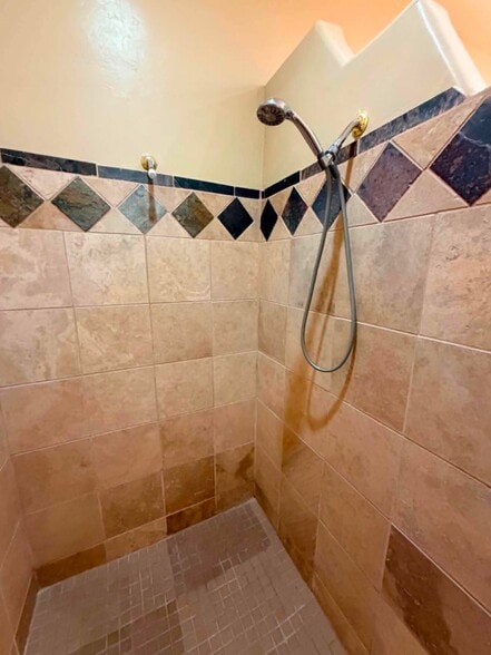 Building Photo - 6375 Happy Trail