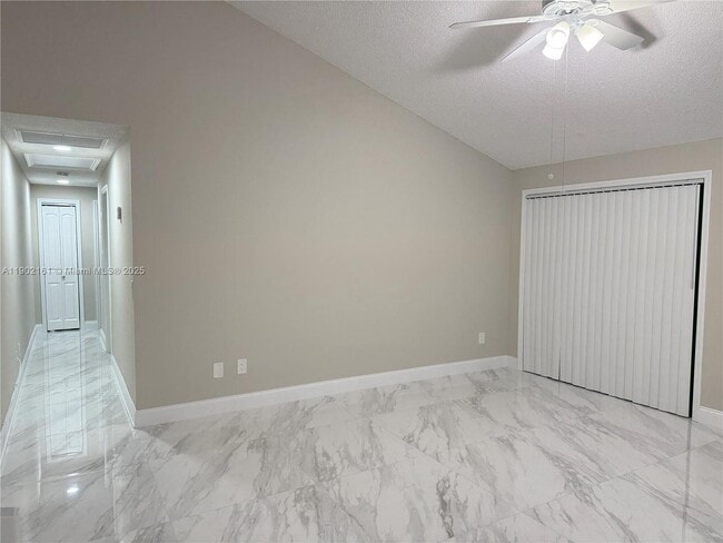 Building Photo - 5416 Eagle Lake Dr