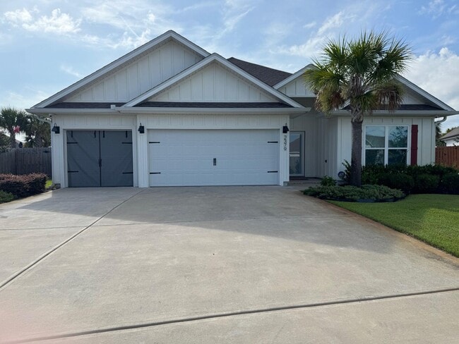 Primary Photo - 2379 Cloudberry Dr