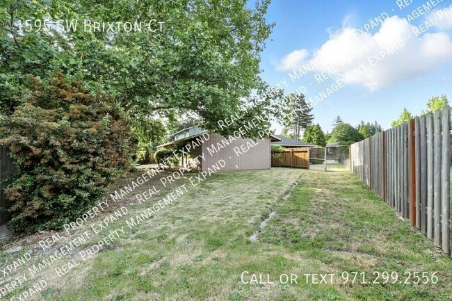Building Photo - 1595 SW Brixton Ct