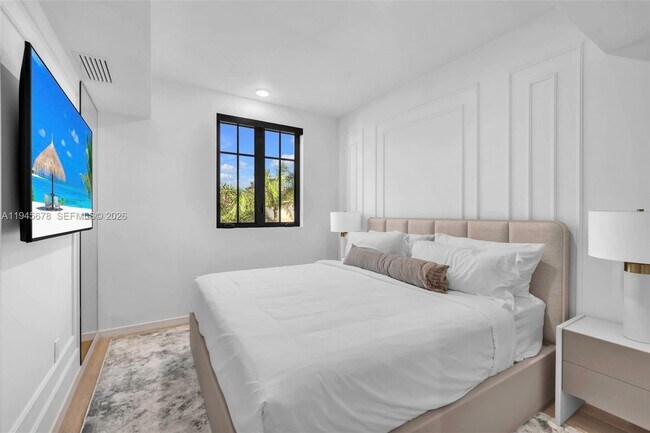 Building Photo - 4220 Laguna St