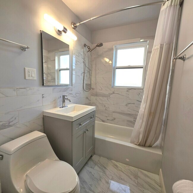 Building Photo - 8845 Bronx Ave