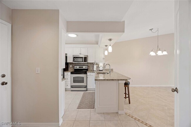 Building Photo - 1015 Mainsail Dr