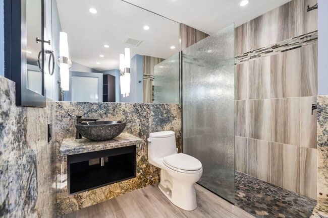 Building Photo - 73416 Irontree Dr