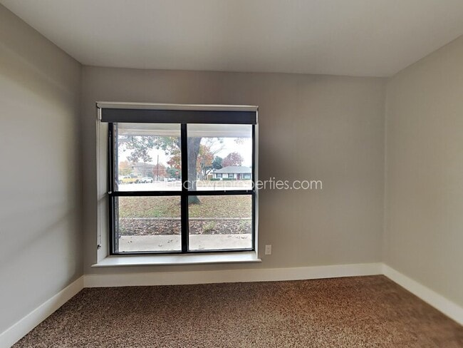 Building Photo - 13104 Tahoe Dr