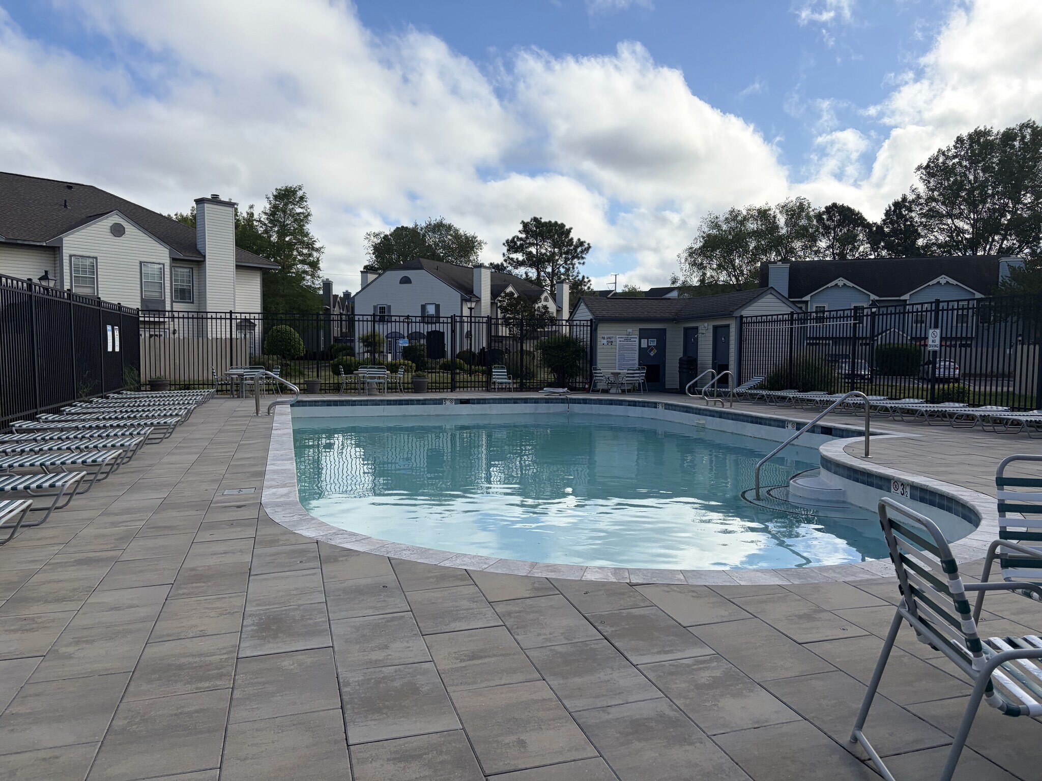 Building Photo - 4594 Genoa Cir