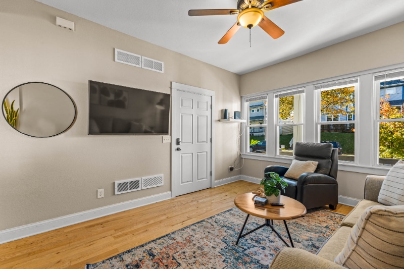 Building Photo - 2138 N Hubbard St