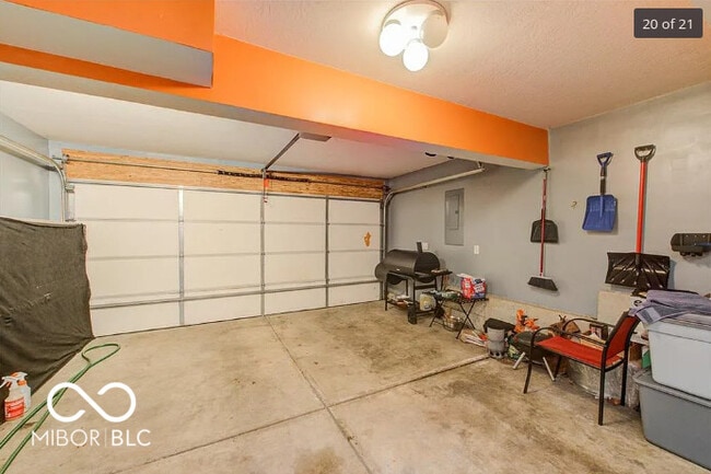 Building Photo - 3057 Armory Dr