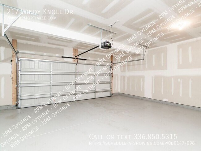 Building Photo - 217 Windy Knl Dr