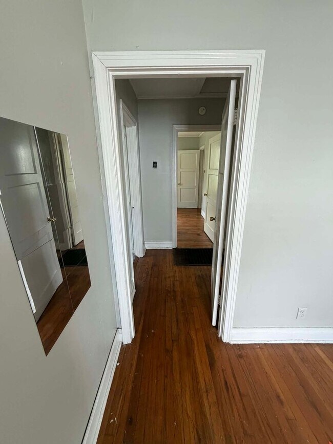 Building Photo - 3436 Fulton St