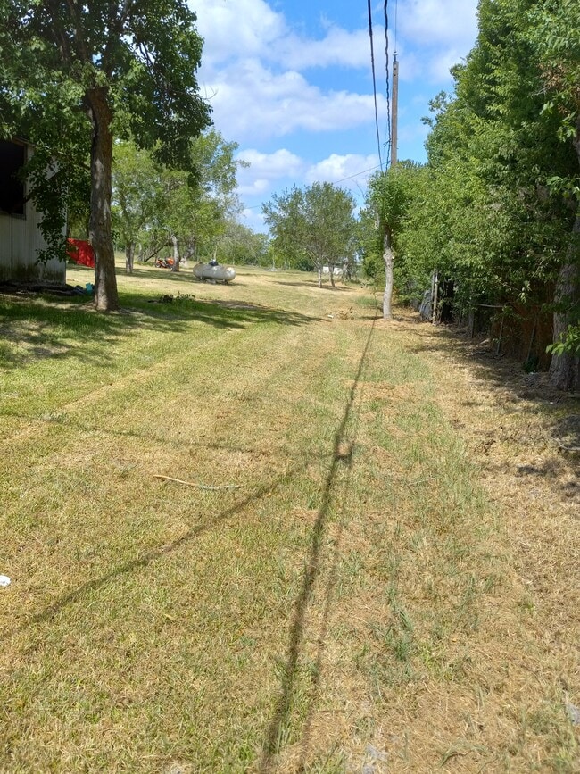 Building Photo - 16900 Wellborne Rd