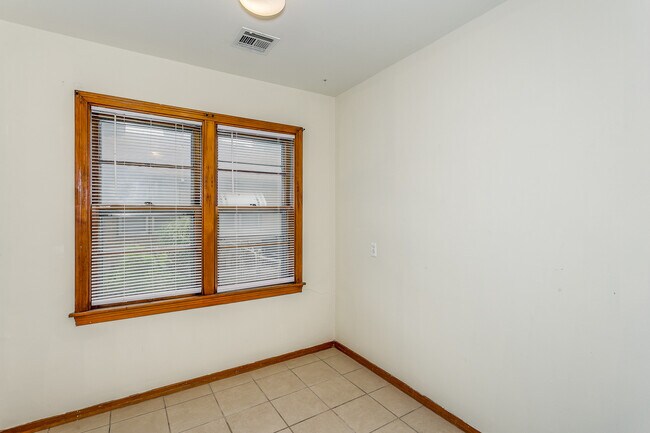 Building Photo - 4716 Arbor St