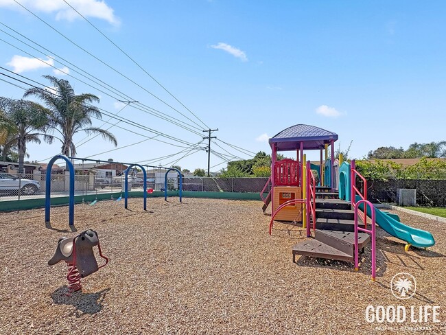 Building Photo - Sophisticated 2BD/2.5BA City Heights Home with Private Deck, Canyon Views & Soaking Tub