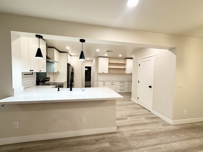 Building Photo - 2315 Tavern Rd