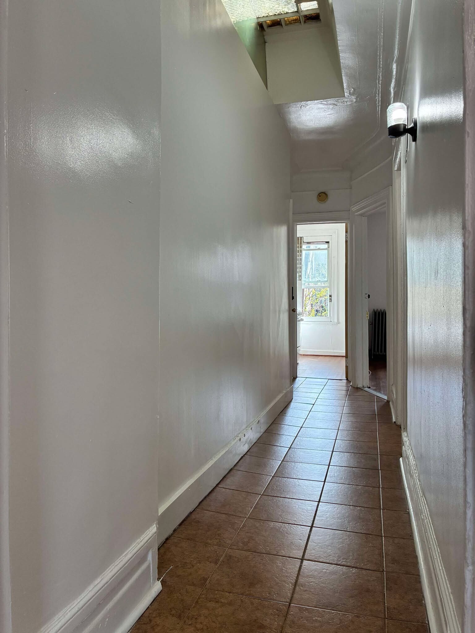 Building Photo - 556 W 161st St