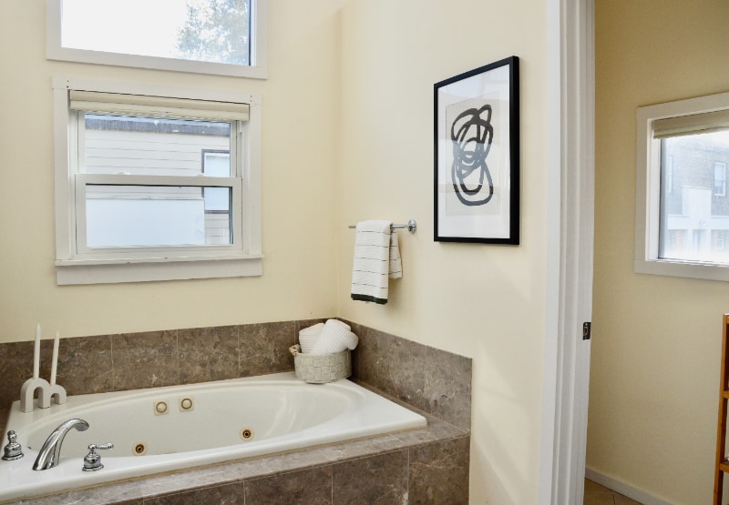 Building Photo - 940 Gale Ln