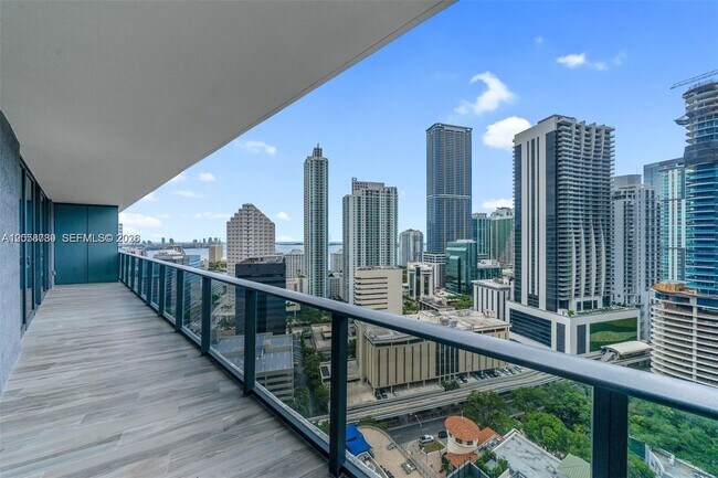 Building Photo - 801 S Miami Ave