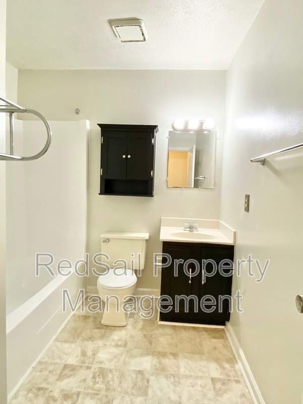 Building Photo - 21 Sidewinder Ct