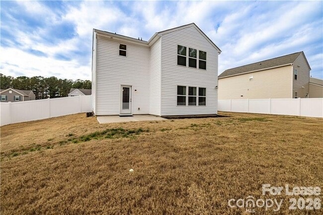 Building Photo - 824 Yorkshire Dr