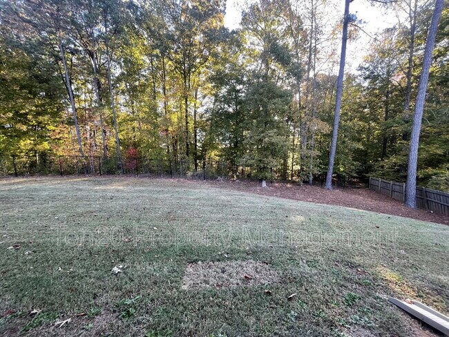 Building Photo - 236 Cedar Wy