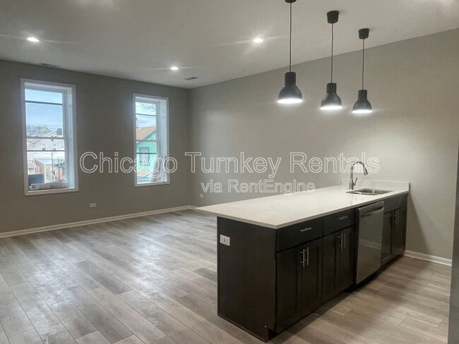 Building Photo - 1927 S Morgan St