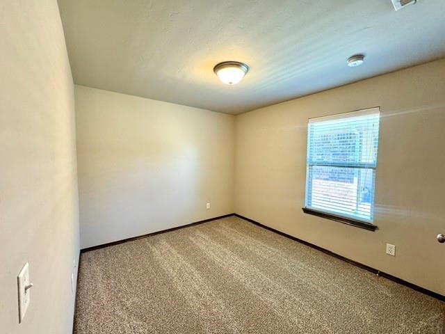 Building Photo - 433 Argos Rd