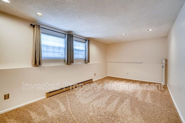 Building Photo - 16643 E Kent Dr