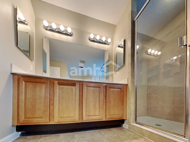 Building Photo - 96050 Waters Ct