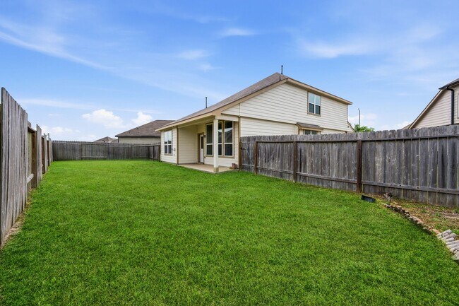 Building Photo - 17606 Virlogeux Ln