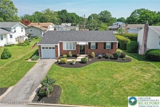 Building Photo - 2809 Green Acres Dr
