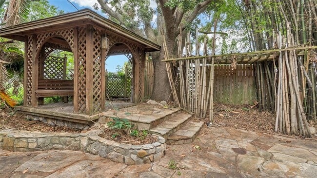 Building Photo - 7634 Fox Hollow Dr