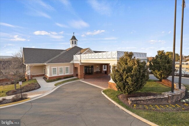 Building Photo - 15221 Londons Bridge Rd