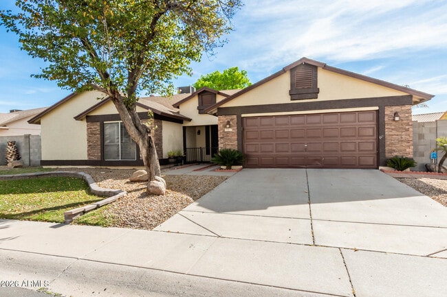 Building Photo - 18853 N 40th Pl