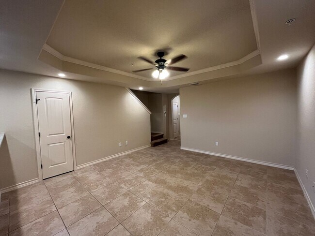 Building Photo - 13907 Annas Way #102, San Antonio, TX. 78233