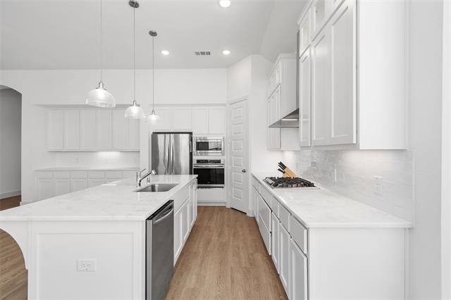 Building Photo - 4005 Crossroads Ct