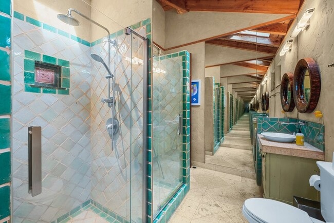 Building Photo - 160 Piialii Pl