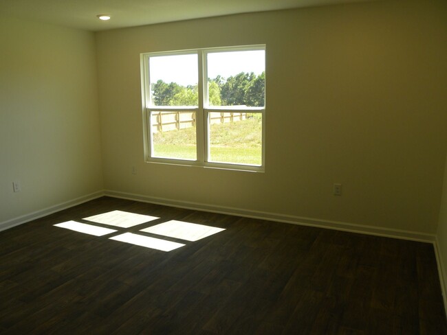 Building Photo - *****AVAILABLE NOW*****