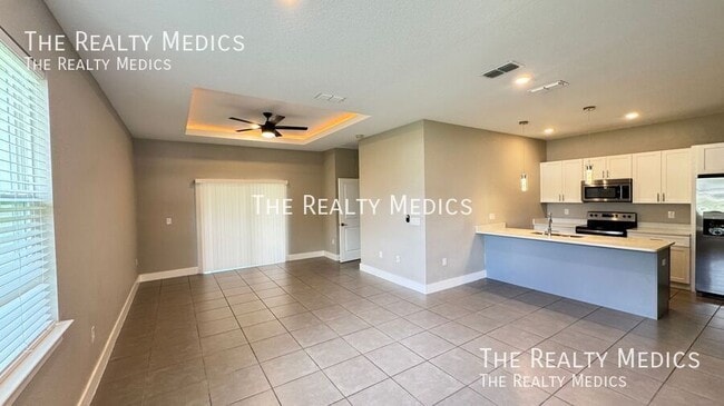 Building Photo - 56 Cordona Dr