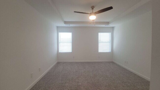 Building Photo - Section 8 Welcome!! "Chic Comfort Awaits: 3-Bedroom Haven with Granite Elegance in Huntsville"