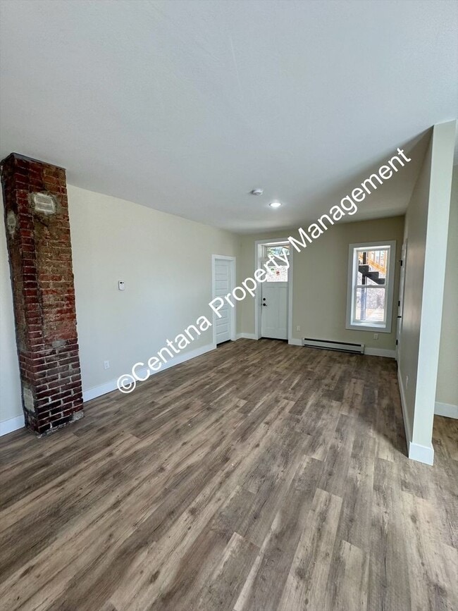 Building Photo - 614 N Alaska St