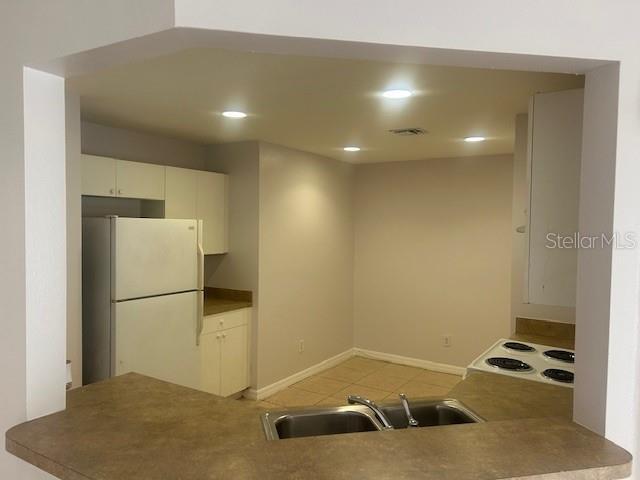 Building Photo - 4975 Ava Pointe Dr