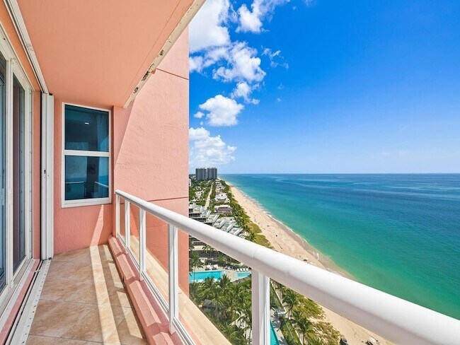 Building Photo - 2110 N Ocean Blvd