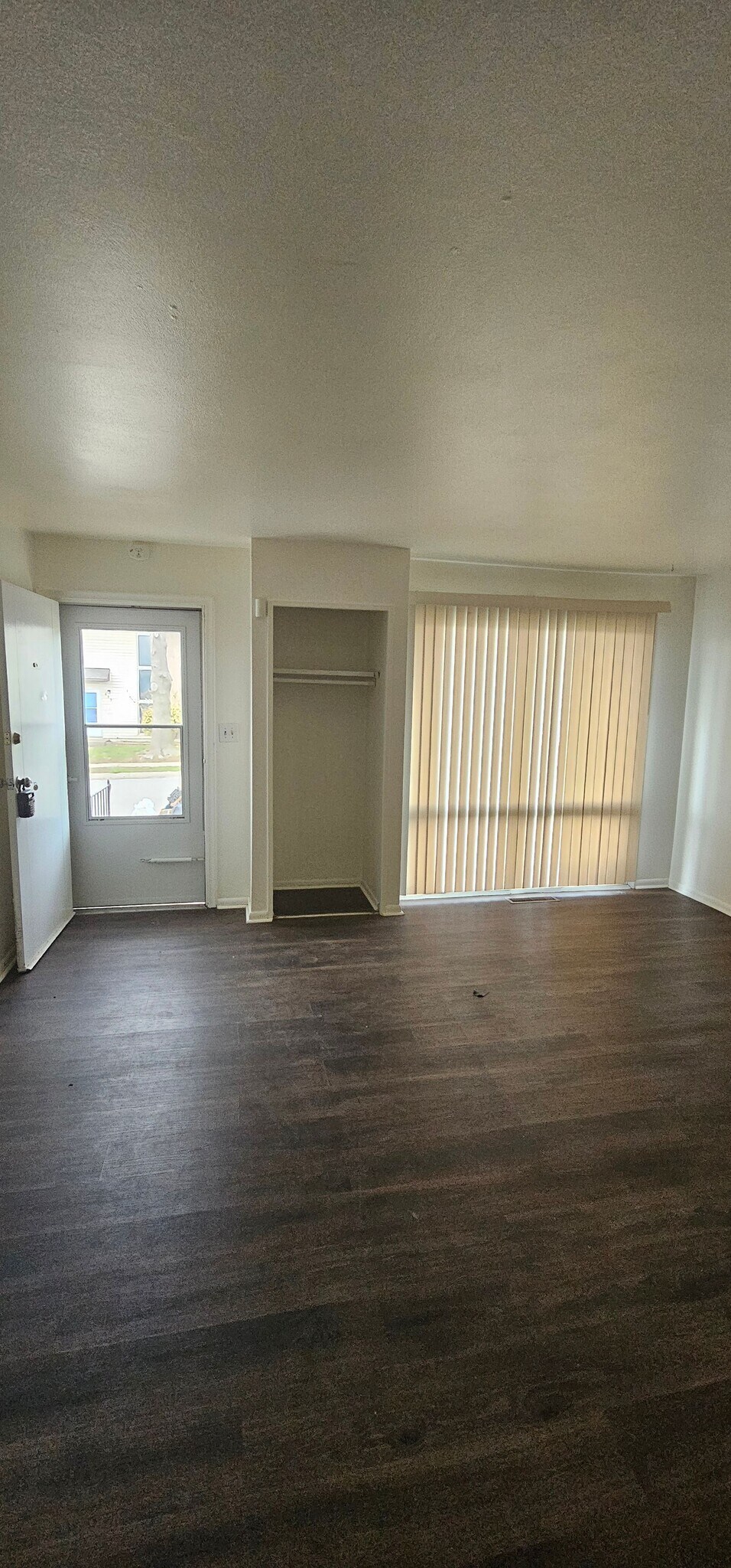 Building Photo - 819 N 70th St