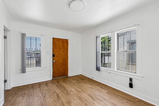Floorplan - 4214-4240 S. Hoover St.