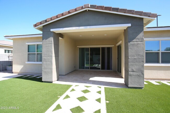 Building Photo - 1201 E Cherrywood Pl