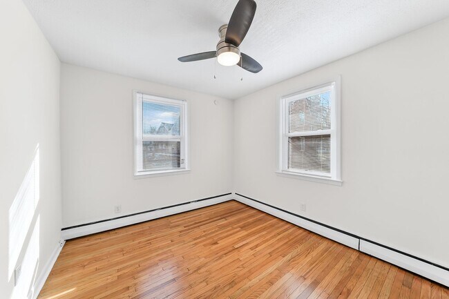 Building Photo - 709 Morgan Ave