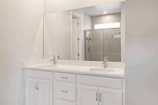 Building Photo - 4 Bed 3 Bath Gem In The Sunstone Community In Wellen Park!!!